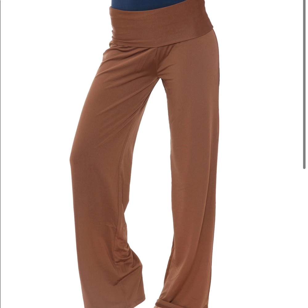 Solid brown nwt soft flowy palazzo pants